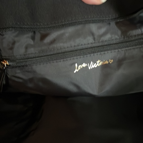 Victoria’s Secret Tote Travel Gym Bag XL - Picture 8 of 9